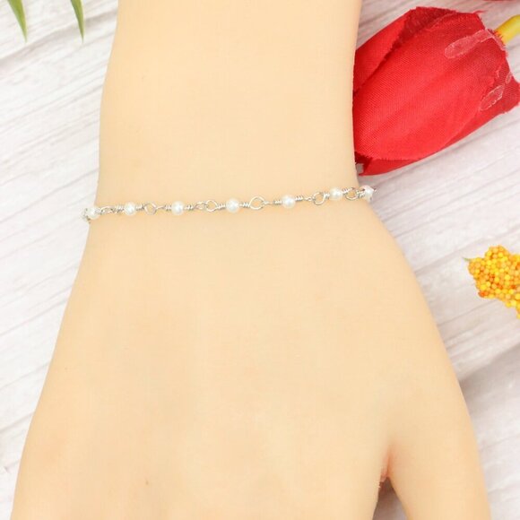 "Trendy Handmade Bracelet – A Thoughtful Gift for Girls & Women | UNVRC1413 - Picture 2 of 10